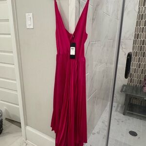 Guess by Marciano brand new with tags bold pink midi dress size S